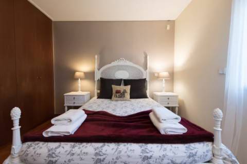 T3+1 Mobilado e Equipado | Condomínio 'Varandas Do Douro' | Vista Rio Douro