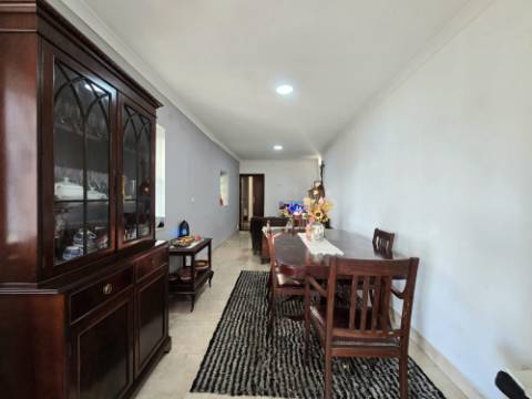 MORADIA T2 VISTAS RIO E PORTO