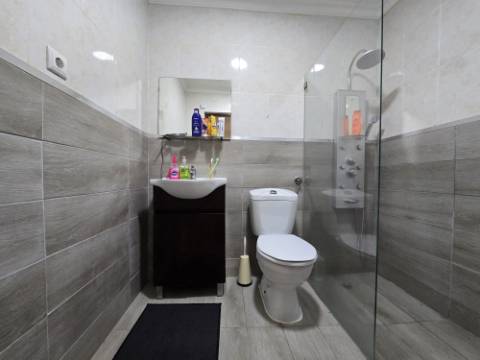 MORADIA T2 VISTAS RIO E PORTO