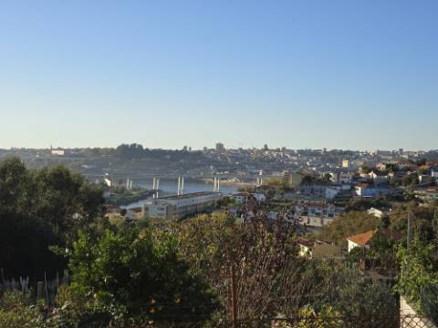 MORADIA T2 VISTAS RIO E PORTO