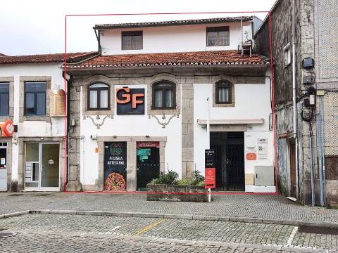 INVESTIMENTO - Prédio Comercial à Câmara de Gondomar