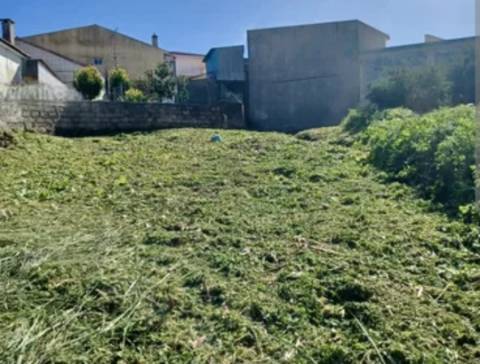 LOTE MORADIA 3 FRENTES - FÂNZERES