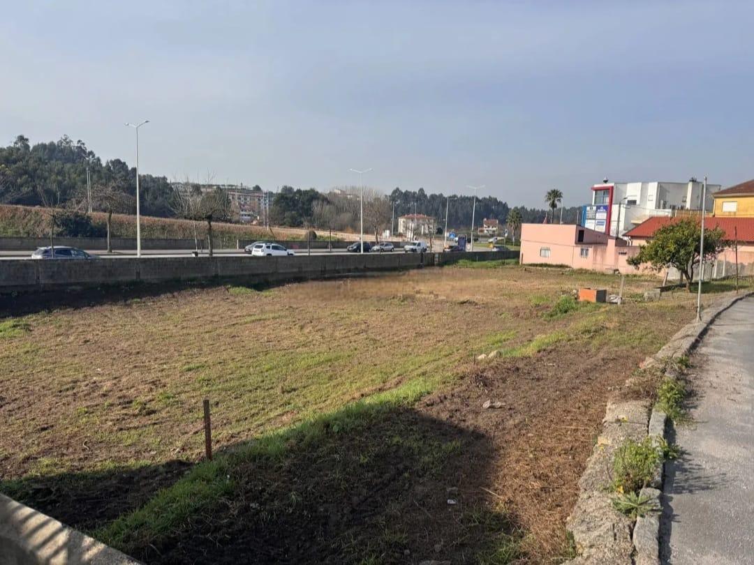 Terreno Para Construção - Localização Privilegiada