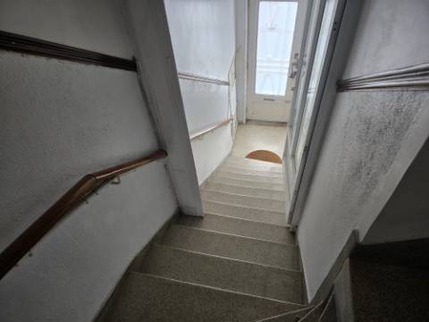 T5 Entrada Independente | Garagem | Peq. Quintal | Centro Gondomar