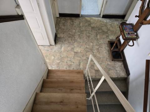 T5 Entrada Independente | Garagem | Peq. Quintal | Centro Gondomar