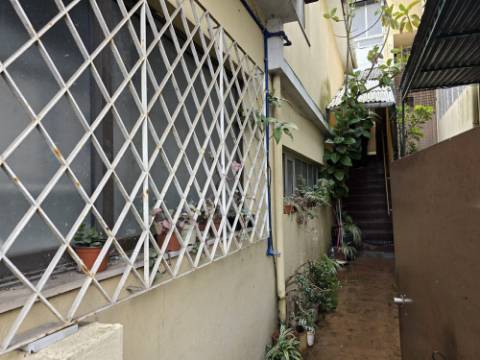 T5 Entrada Independente | Garagem | Peq. Quintal | Centro Gondomar