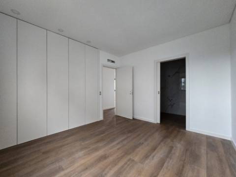 ANDAR MORADIA T2 RECUPERADO (NOVO) - VALBOM