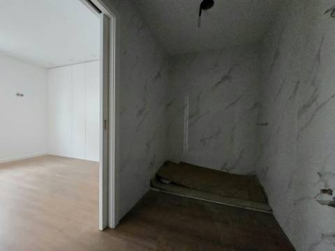 ANDAR MORADIA T2 RECUPERADO (NOVO) - VALBOM