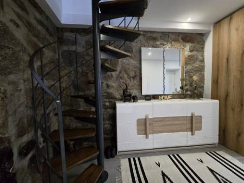 Moradia T2 (2 Suítes) Remodelada Valbom - A 5 min Freixo Porto