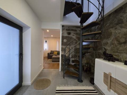 Moradia T2 (2 Suítes) Remodelada Valbom - A 5 min Freixo Porto