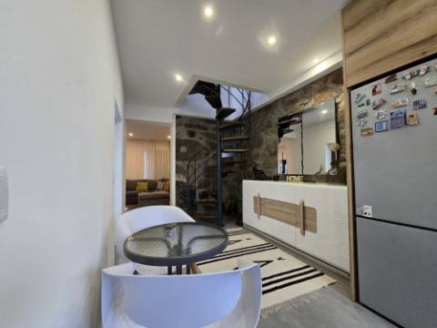 Moradia T2 (2 Suítes) Remodelada Valbom - A 5 min Freixo Porto