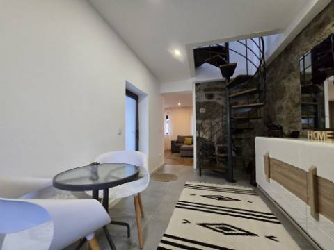 Moradia T2 (2 Suítes) Remodelada Valbom - A 5 min Freixo Porto