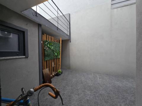 Moradia T2 (2 Suítes) Remodelada Valbom - A 5 min Freixo Porto