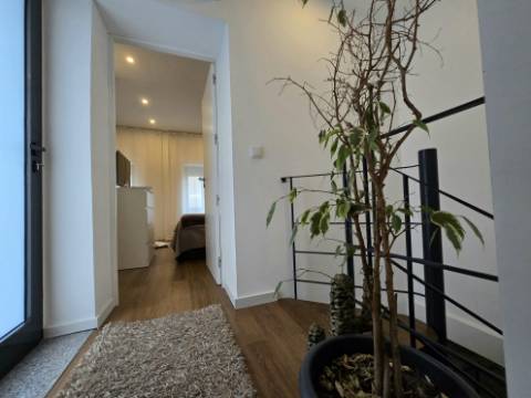 Moradia T2 (2 Suítes) Remodelada Valbom - A 5 min Freixo Porto