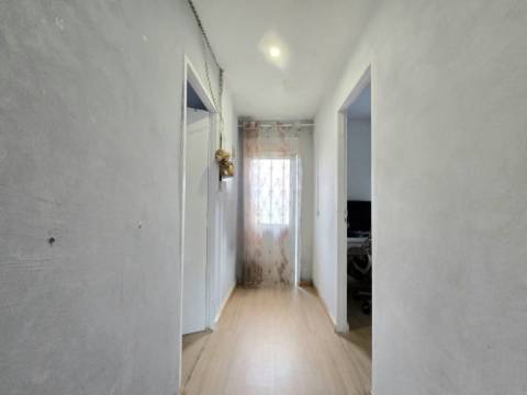 Casa Térrea T2 - São Cosme