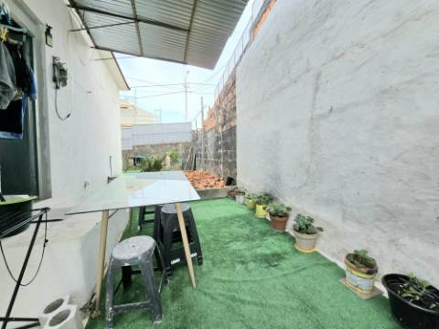Casa Térrea T2 - São Cosme