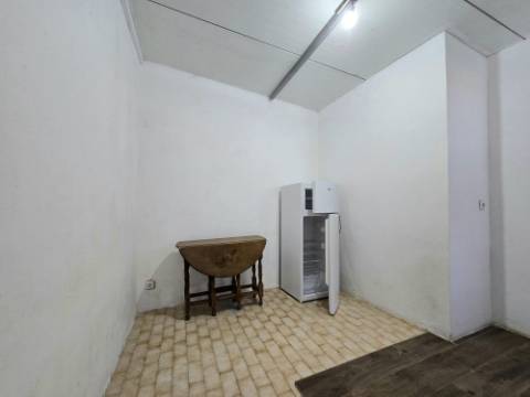 Casa Térrea T2 - São Cosme