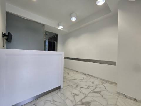 Espaço com Alvará para Clinica Dentária - São Cosme Gondomar