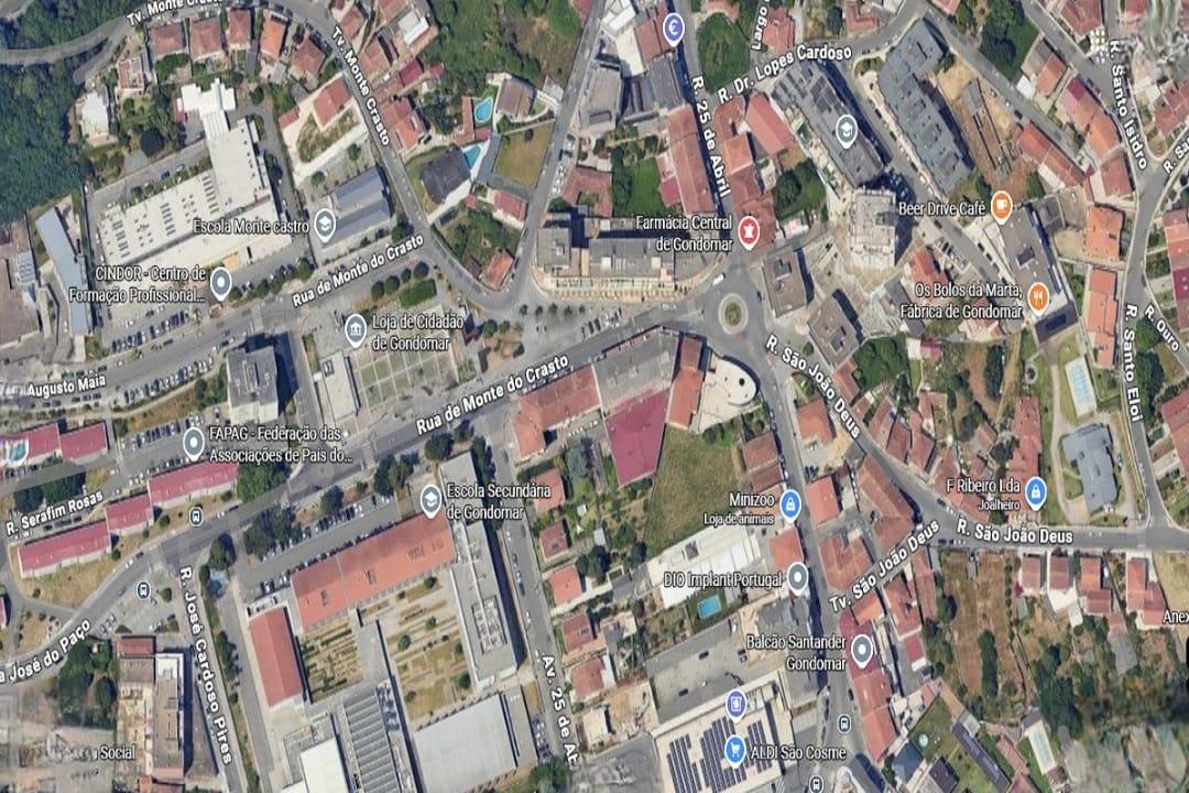 Apartamento T2| Lg Garagem 2 Carros | Localização Central São Cosme