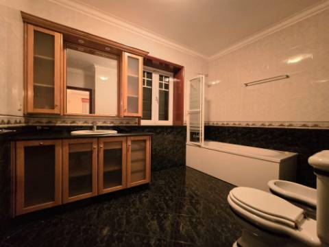 Moradia T4 c/ Sótão | Jovim | A 5 min Centro Gondomar