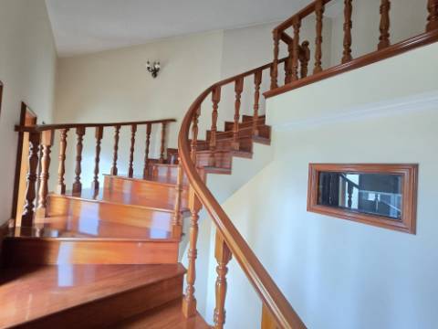 Moradia T4 c/ Sótão | Jovim | A 5 min Centro Gondomar