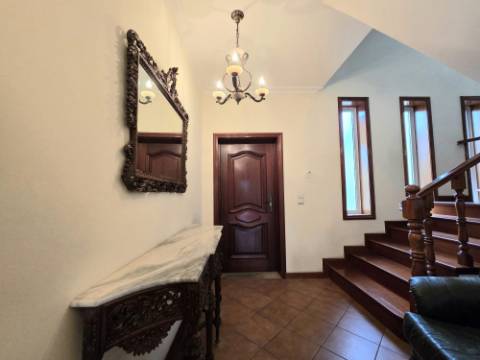 Moradia T4 c/ Sótão | Jovim | A 5 min Centro Gondomar