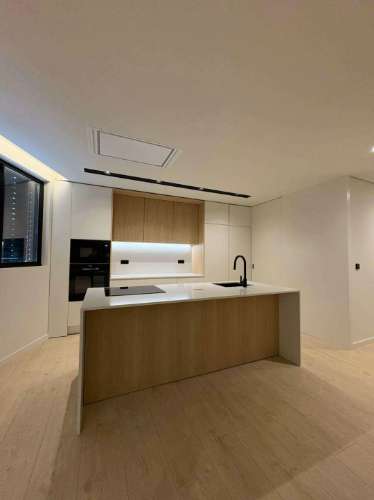 T2 c/ Terraço (152m2) | Lg. Garagem 2 Carros e Arrumos | SÃO COSME