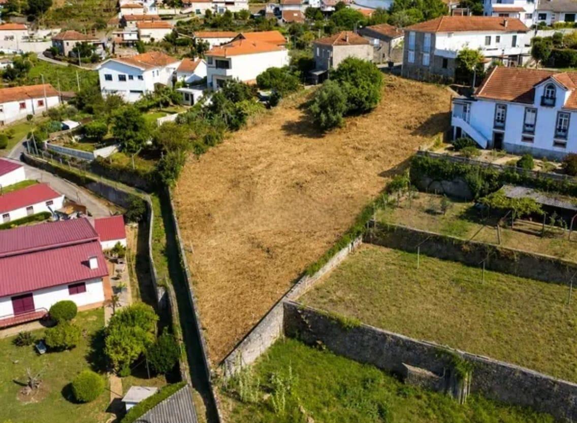 Terreno (686m2) c/ Vista Rio Douro -Jovim Gondomar