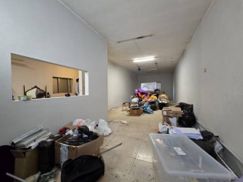 Moradia T3 | 3 Frentes | Próxima Metyis e Hosp. Fernando Pessoa