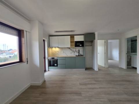 APARTAMENTO T2 - A 2 km Estação RIO TINTO