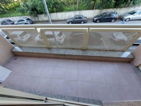 T2 PRONTO A HABITAR | Suite | Garagem Fechada
