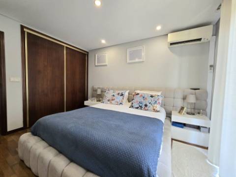 T2 Excelente Estado | Lg Garagem e Arrumos | Jovim
