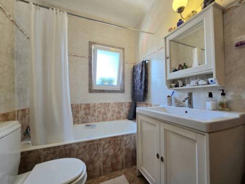 Andar Moradia T2 | Área Exterior Privativa (86m2) c/ Salão e Churrasqueira | Jovim