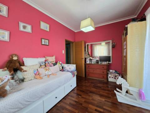 Andar Moradia T2 | Área Exterior Privativa (86m2) c/ Salão e Churrasqueira | Jovim