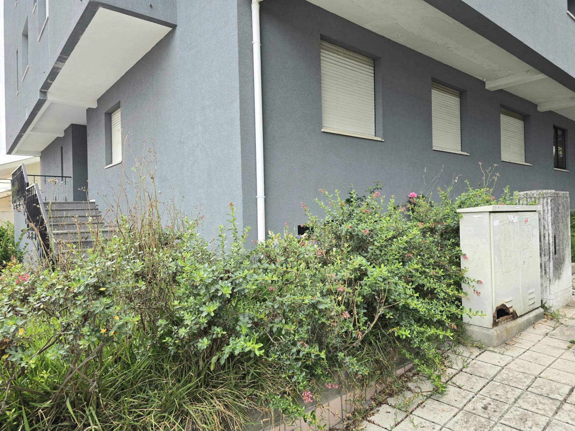 Apartamento T2 à Zona Industrial Portelinha