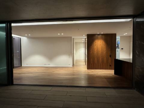 T2 Novo com varanda de 67 m2, Vista Parque da Cidade , Matosinhos Sul.