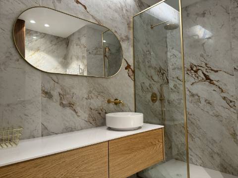 T2 Novo com varanda de 67 m2, Vista Parque da Cidade , Matosinhos Sul.