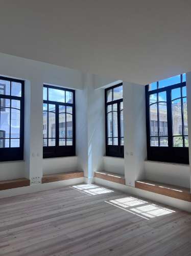 Apartamento T3 em prédio emblemático no centro da cidade, Porto