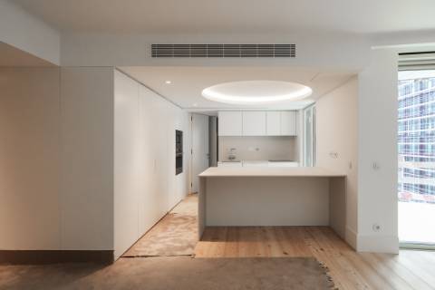 Apartamento T3 em prédio emblemático no centro da cidade, Porto