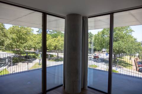 Apartamento T2com vista rio em condomínio fechado