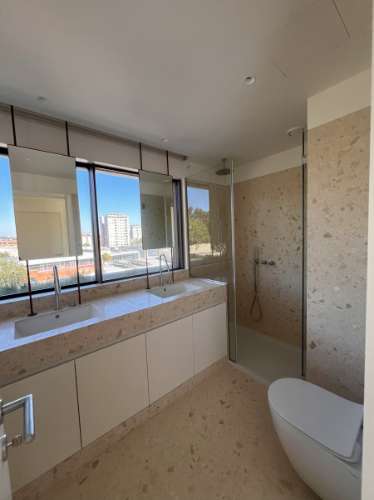 Apartamento T2com vista rio em condomínio fechado