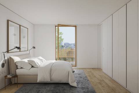 Moradia T4 com jardim em condomínio fechado na Foz, Porto