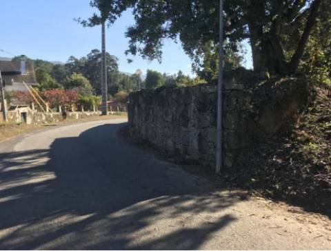 Lote para construção com projeto aprovado em Caminha