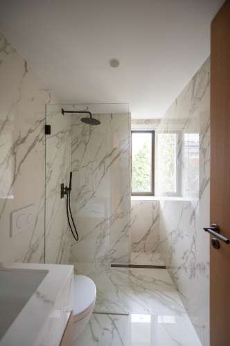 Apartamento T3 duplex com varanda no Centro do Porto