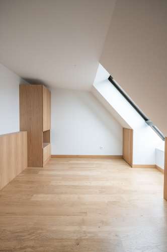 Apartamento T3 duplex com varanda no Centro do Porto