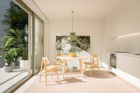 Apartamento T1, com terraço, na Graça