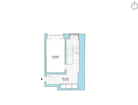 Apartamento duplex T4, com terraço e estacionamento, com vista para o Rio Tejo, no Chiado