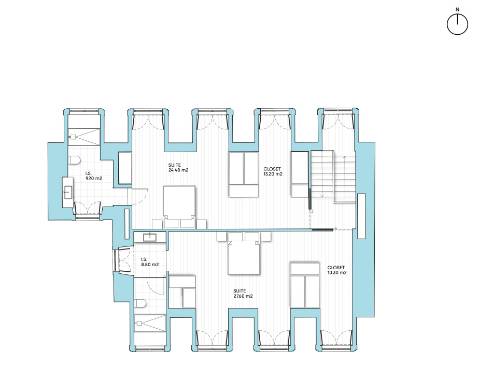 Apartamento duplex T4, com terraço e estacionamento, com vista para o Rio Tejo, no Chiado