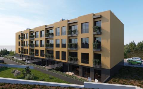 Apartamento T2 com estacionamento em Areosa, Porto