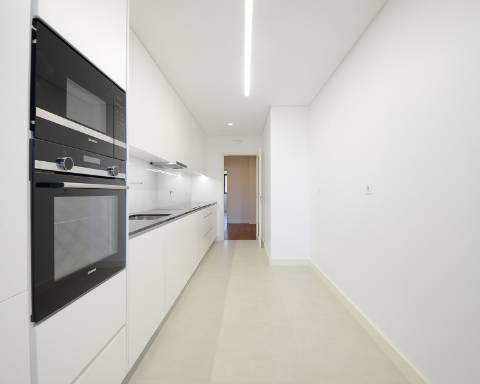 Apartamento T3 com varanda para venda em Matosinhos, Porto